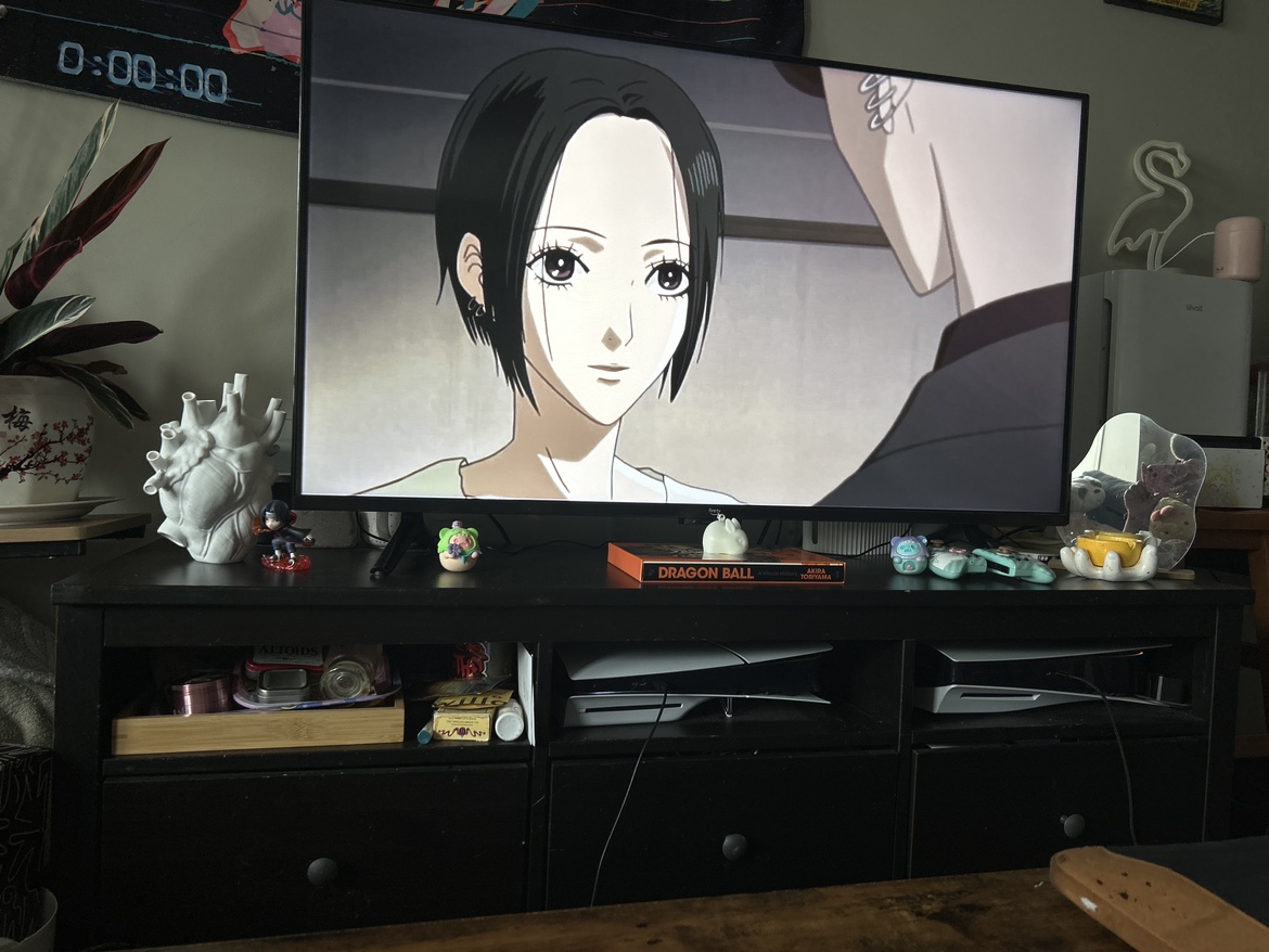Tv stand
