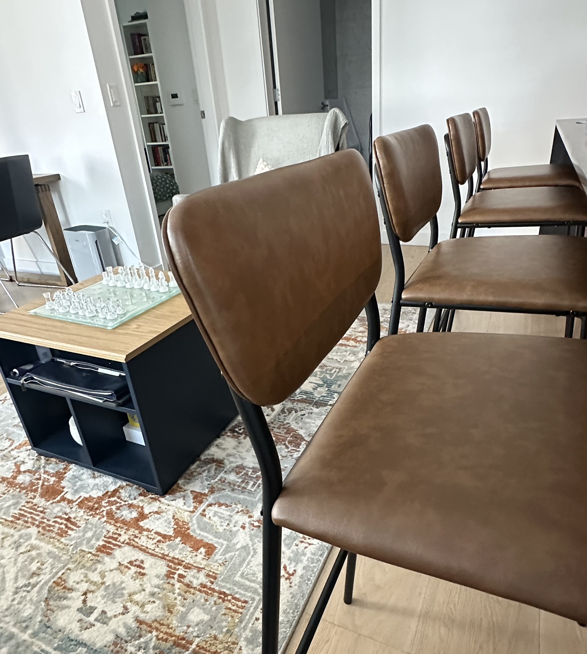 4 Bar Stools with Black Metal Legs