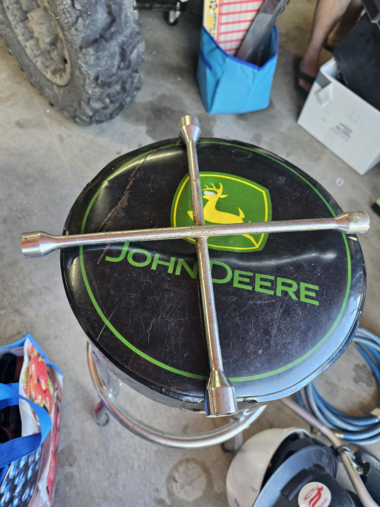 Lug Wrench