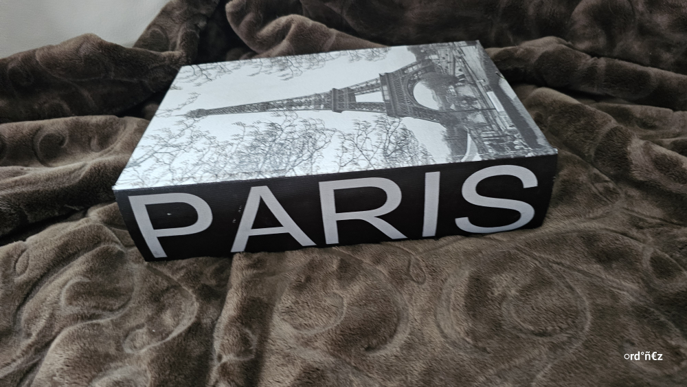 Eiffel Tower Book Box - photo 2