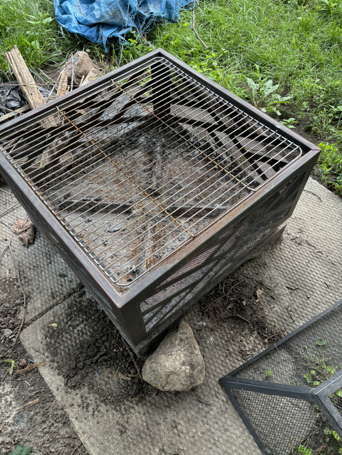 Fire pit and also you cook on it - photo 3