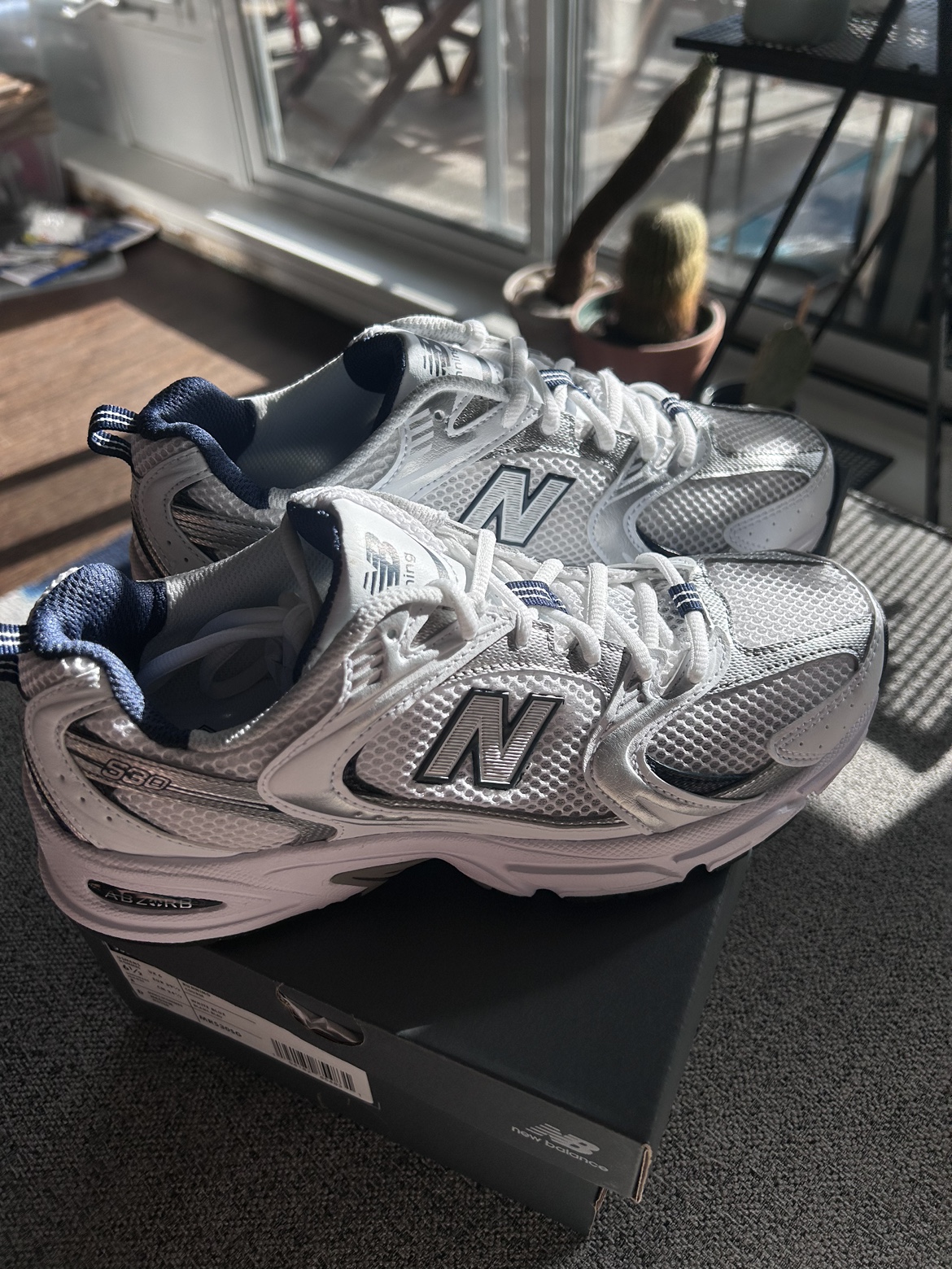New Balance 530 - Brand New -M 6.5/ W 7.5 - photo 2