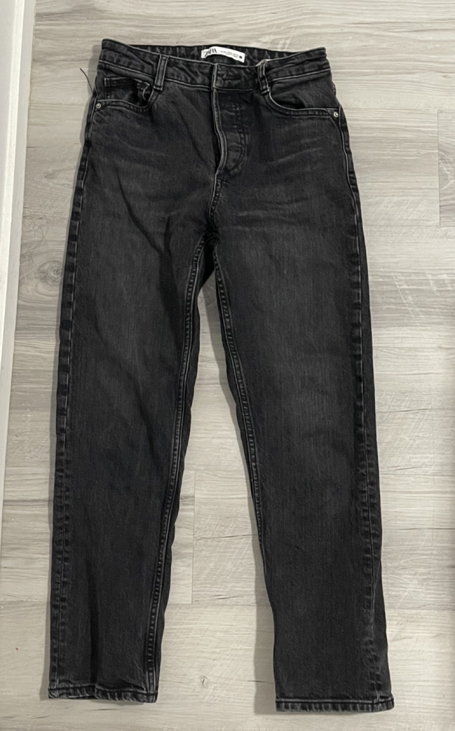 Zara Black Jeans image indicator(6)