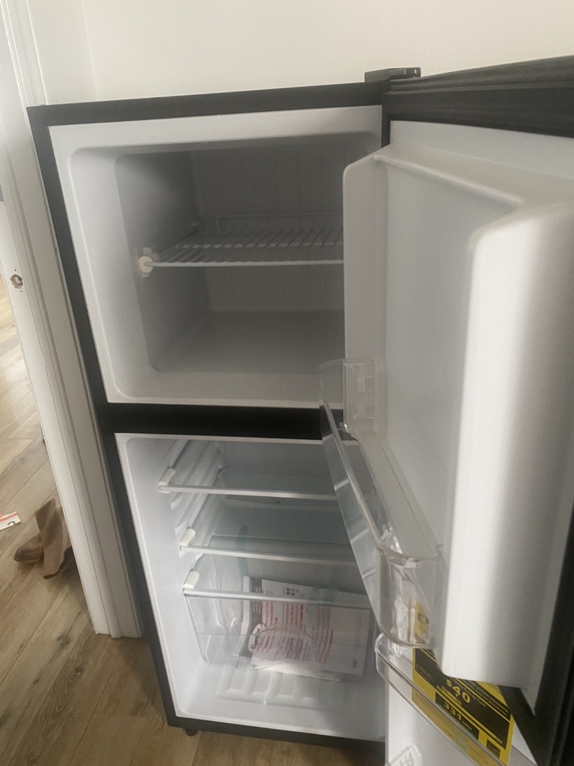 NEW  DANBY fridge - photo 5