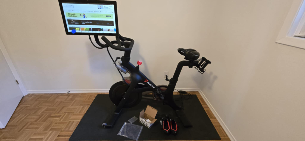Peloton Bike - photo 3