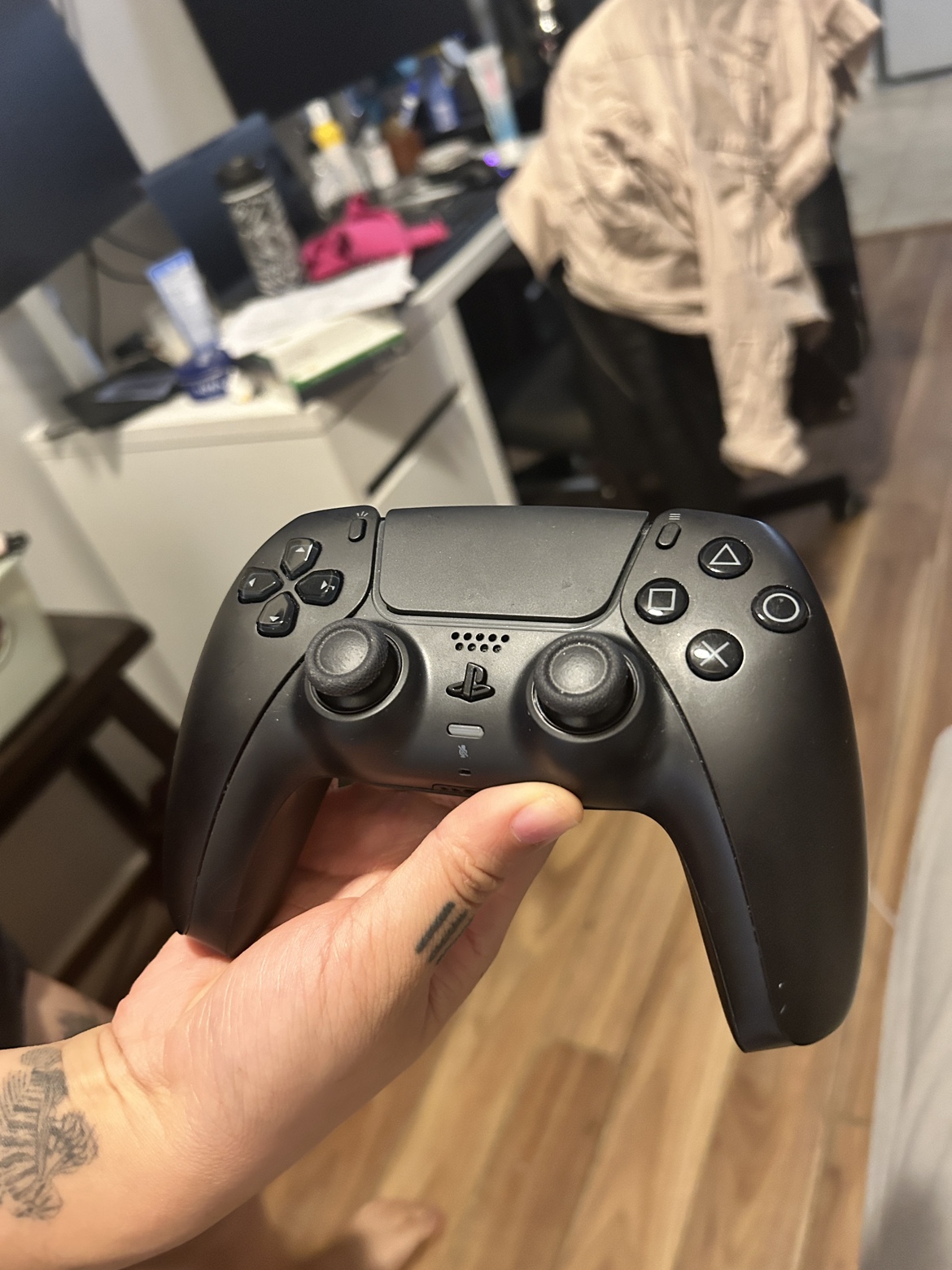 PS5 DualSense Controller thumbnail