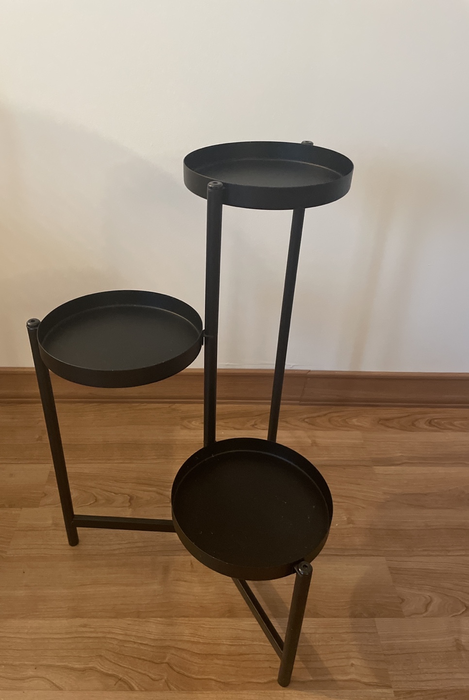 Black plant stand - IKEA “OLIVBLAD” thumbnail