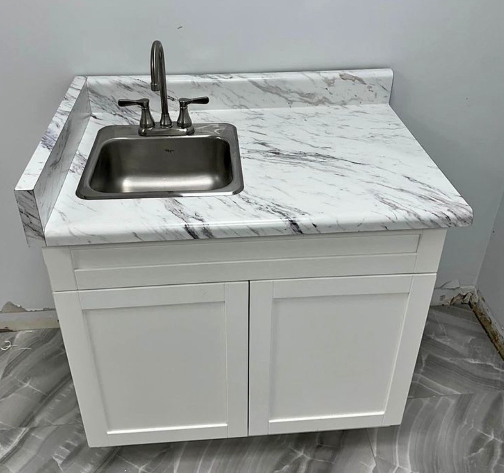New sink vanity