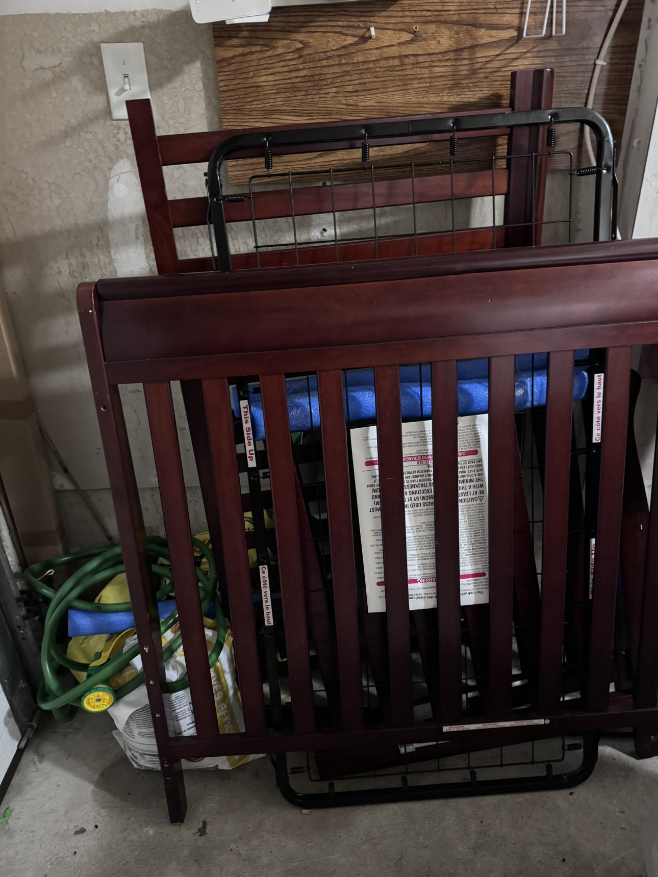 Baby crib