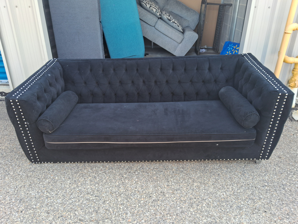 Designer 3 Seater Couch Excellent Condition thumbnail