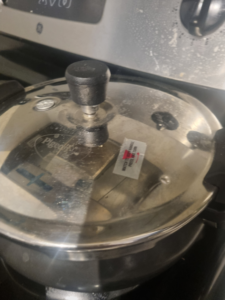 Pigeon Pressure Cooker/Kadhai(cooking pot) 3 Litres