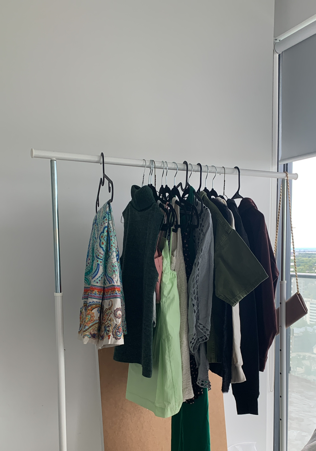 Clothing rack