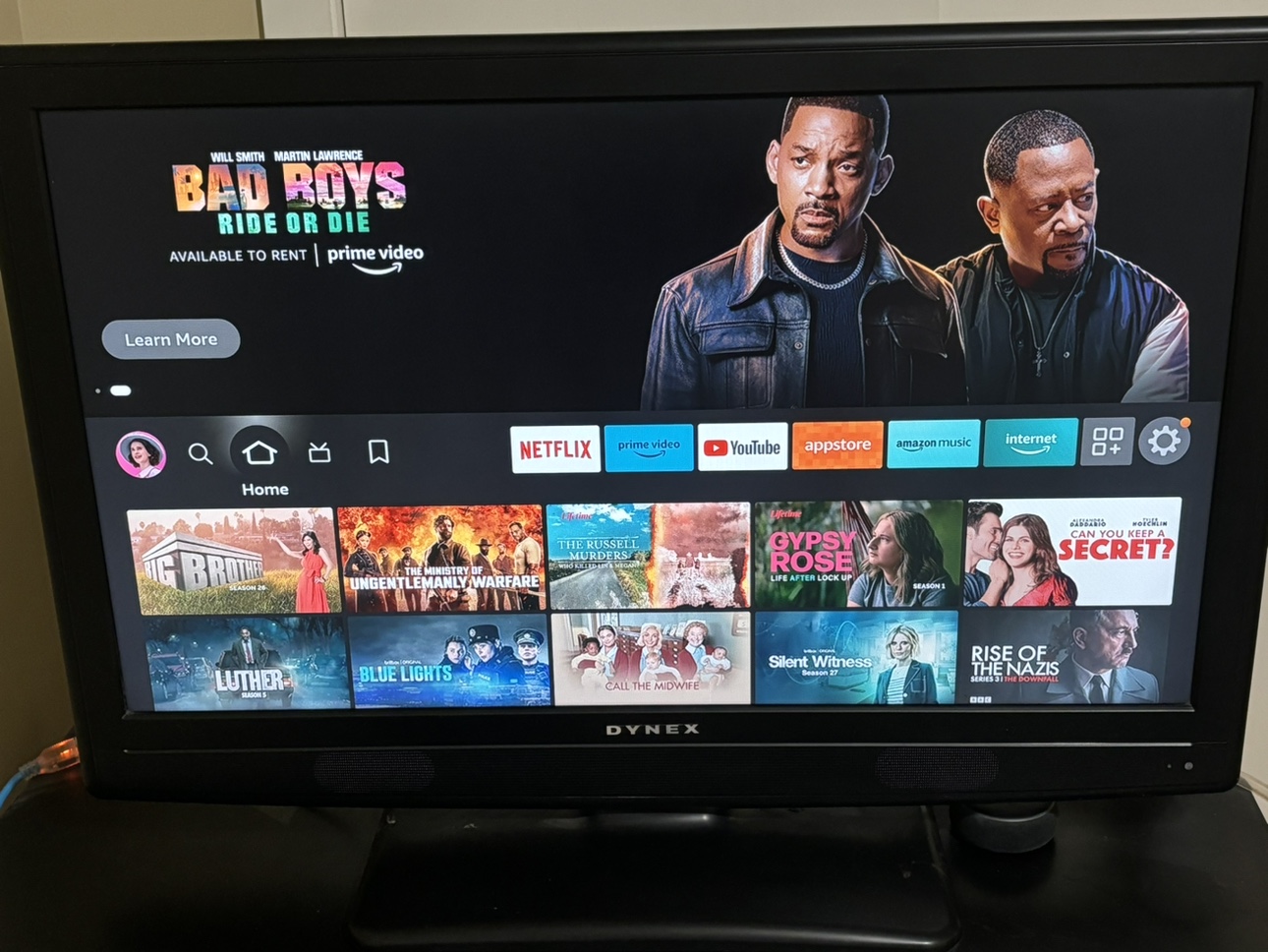 42 inch Dynex tv and fire stick