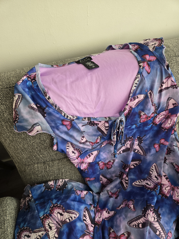 Beautiful butterfly dress 🦋 image indicator(2)