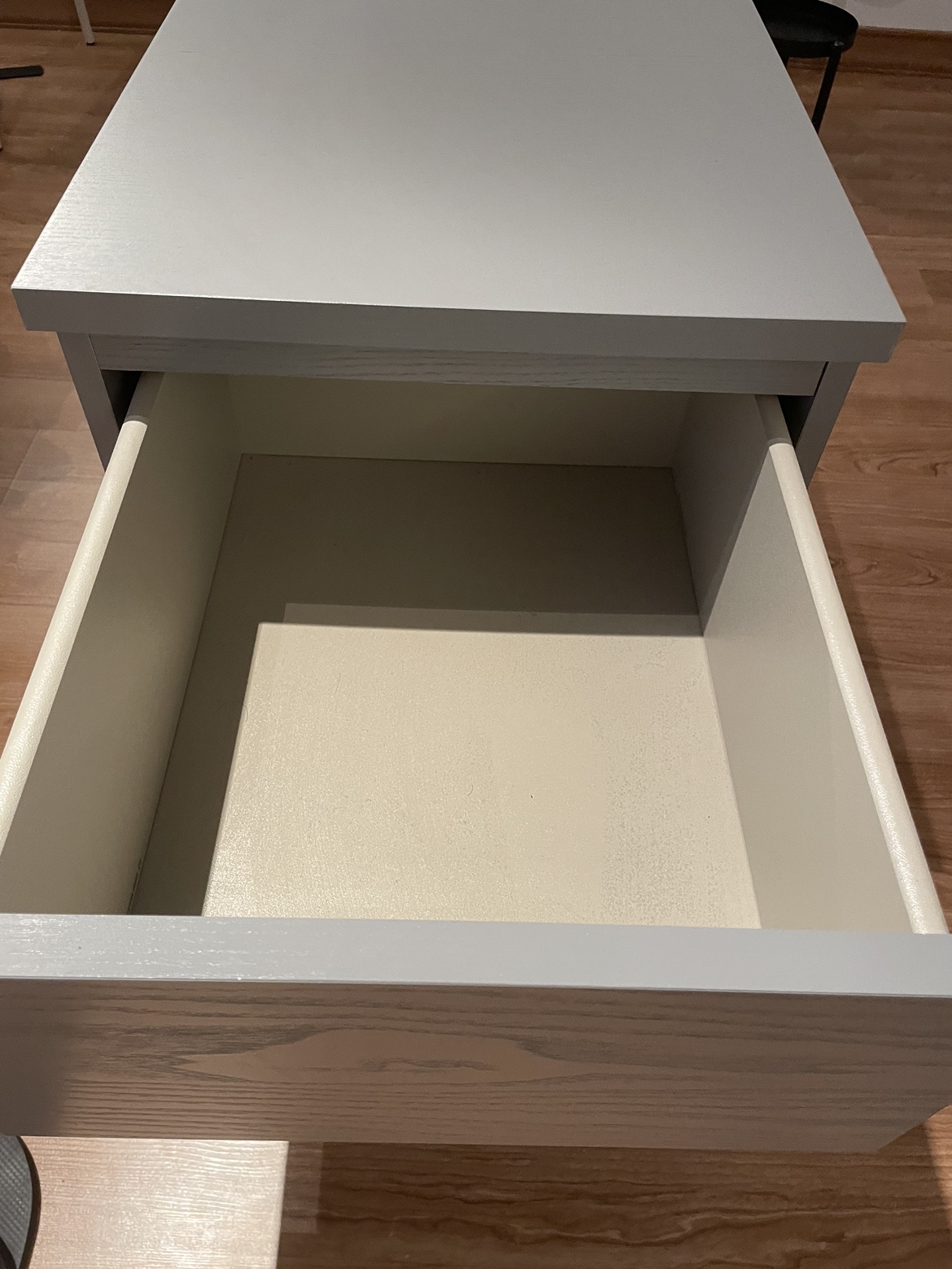 IKEA bedside table MALM - photo 4