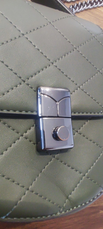 Green Quilted Round Chain Bag image indicator(7)