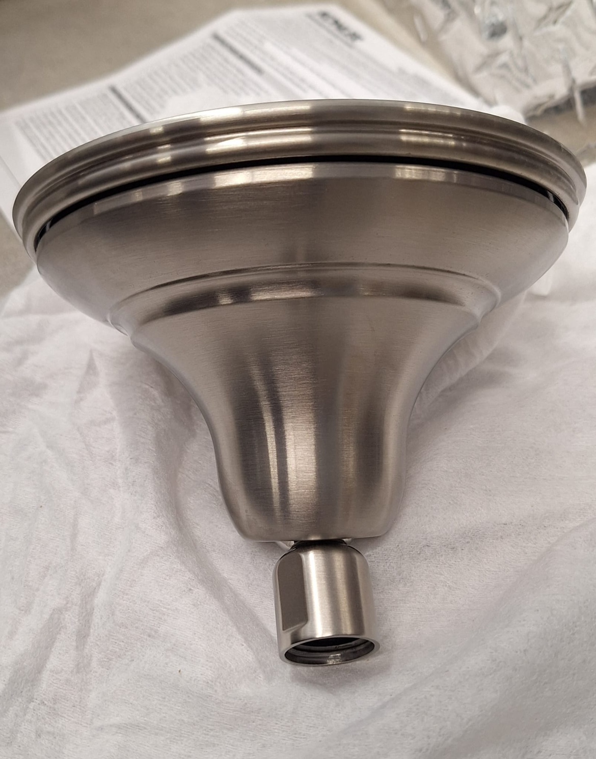 Devonshire®️ 2.5 GPM Full Rain Shower Head image indicator(4)