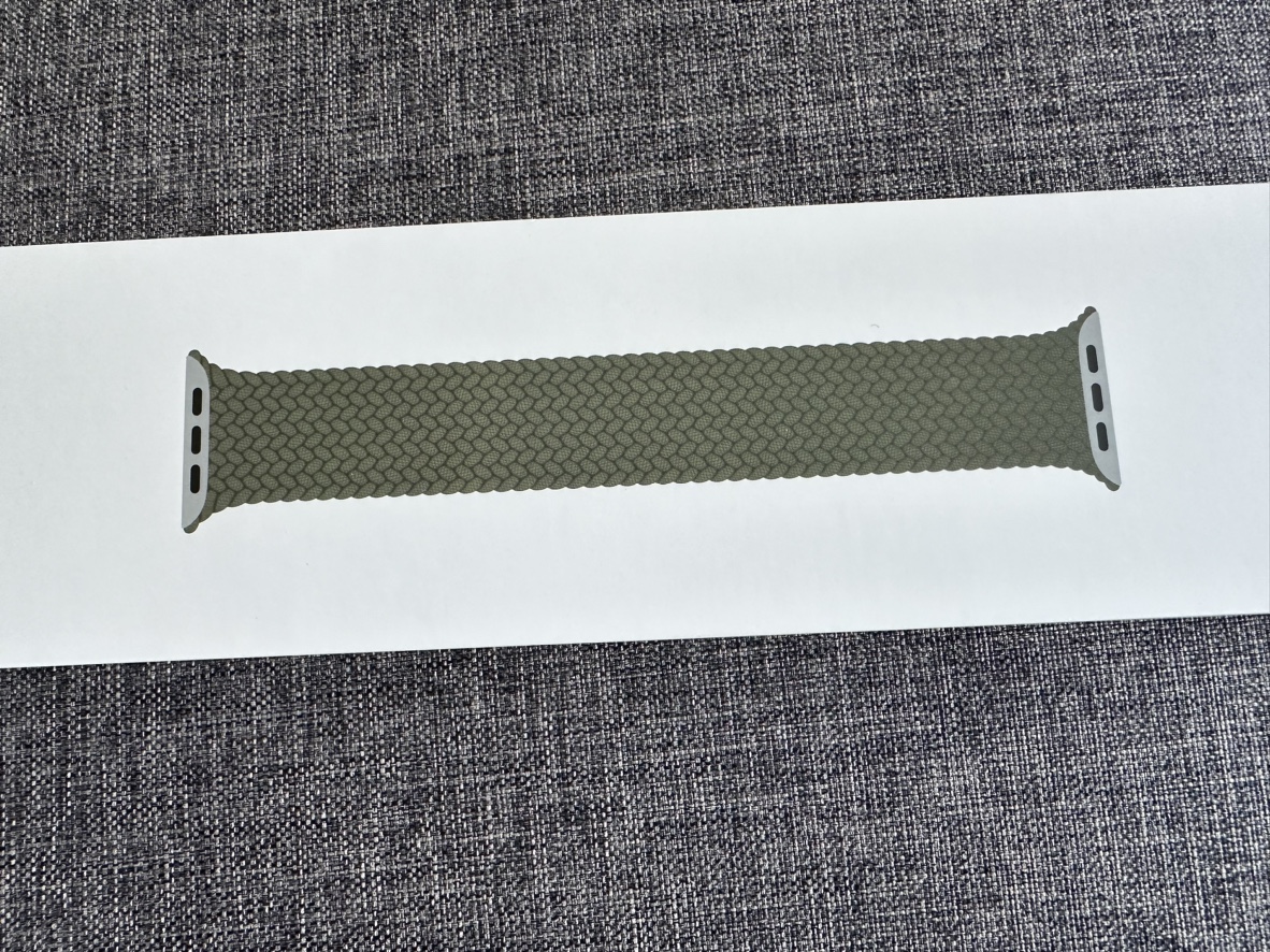 Apple Watch 45mm Olive Braided Solo Loop Size 3