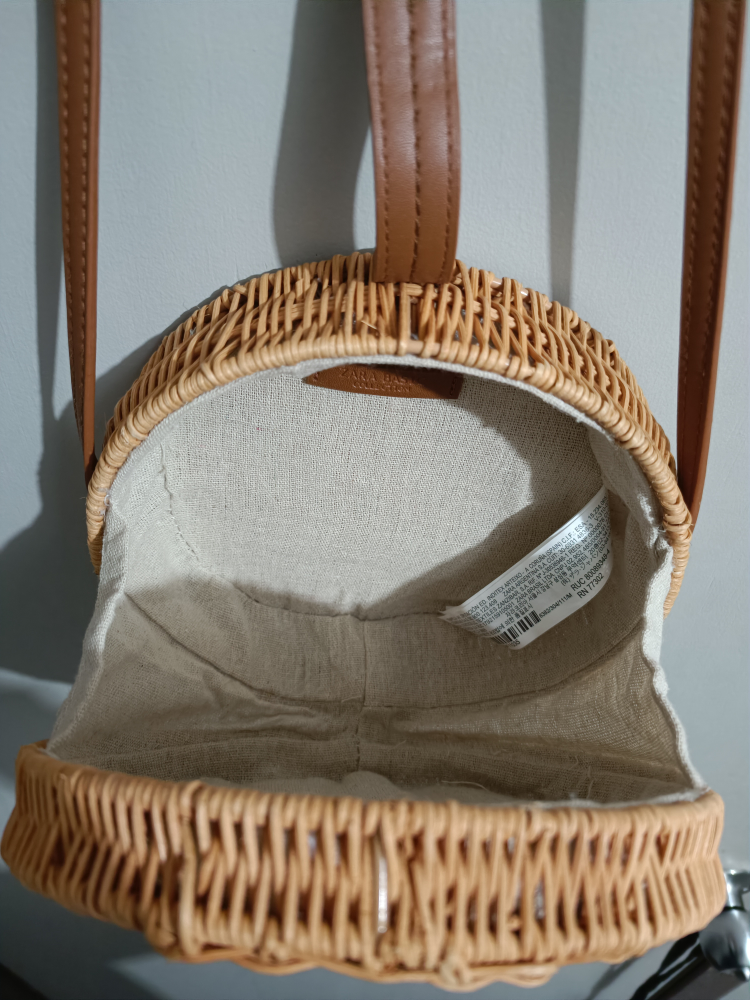 Zara Round Wicker Crossbody Bag image indicator(3)