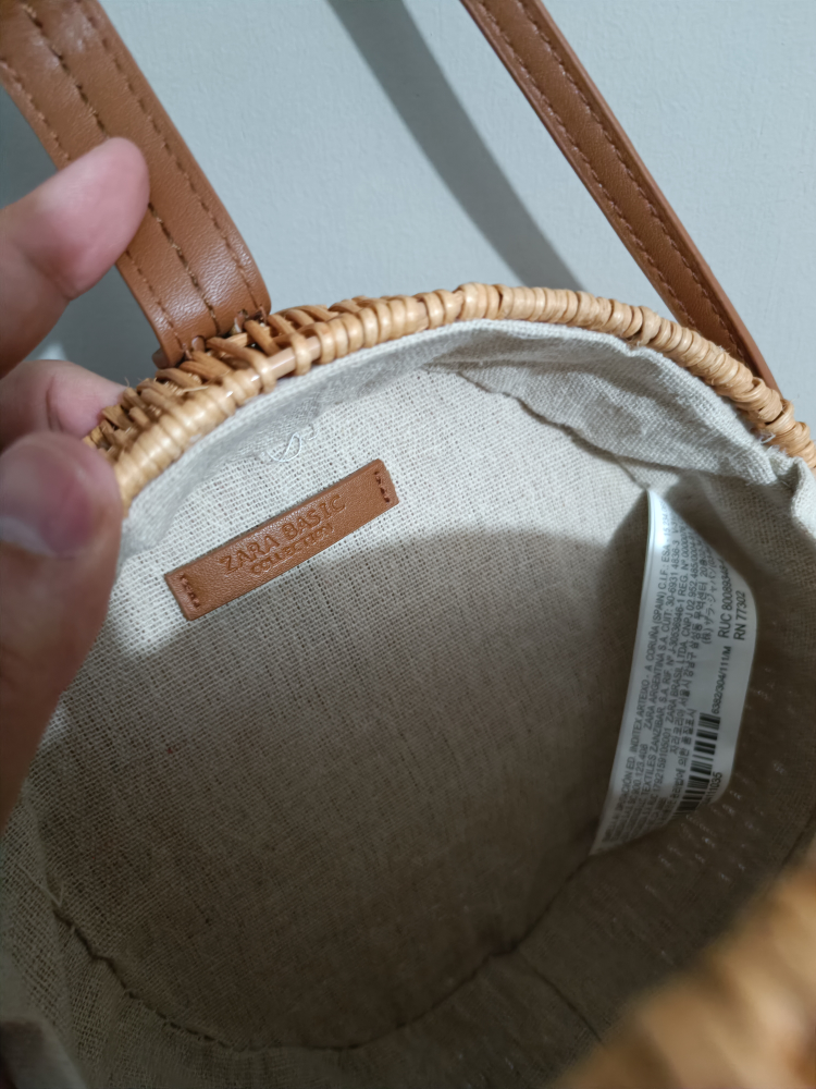 Zara Round Wicker Crossbody Bag image indicator(4)