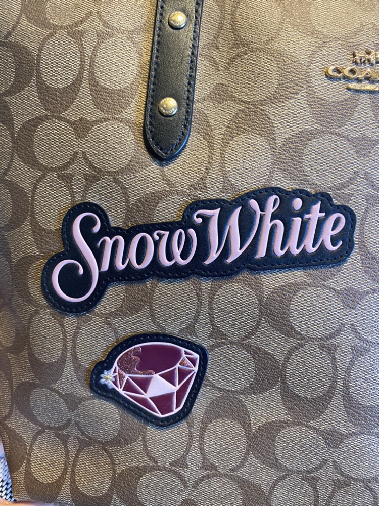 Coach Disney X Signature Tote Bag with Snow White Patches thumbnail