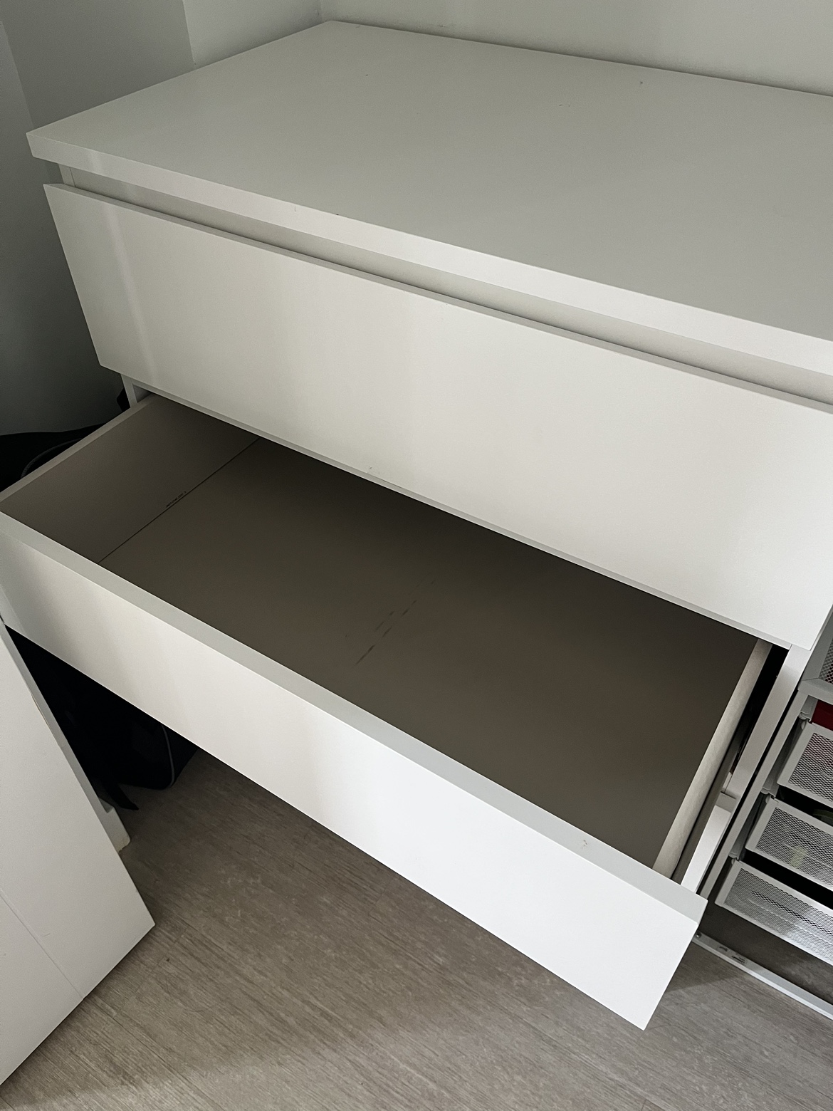 White Ikea Malm Dresser - photo 3