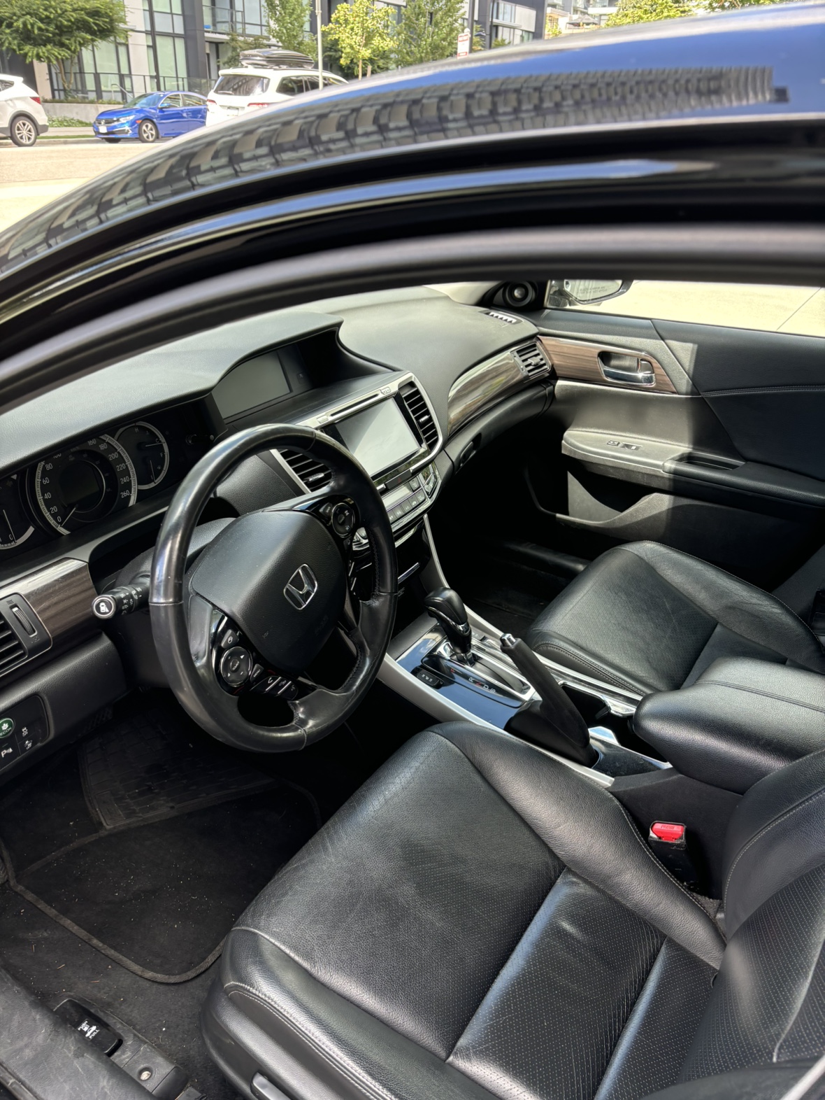 2017 Honda Accord V6 Touring image indicator(8)