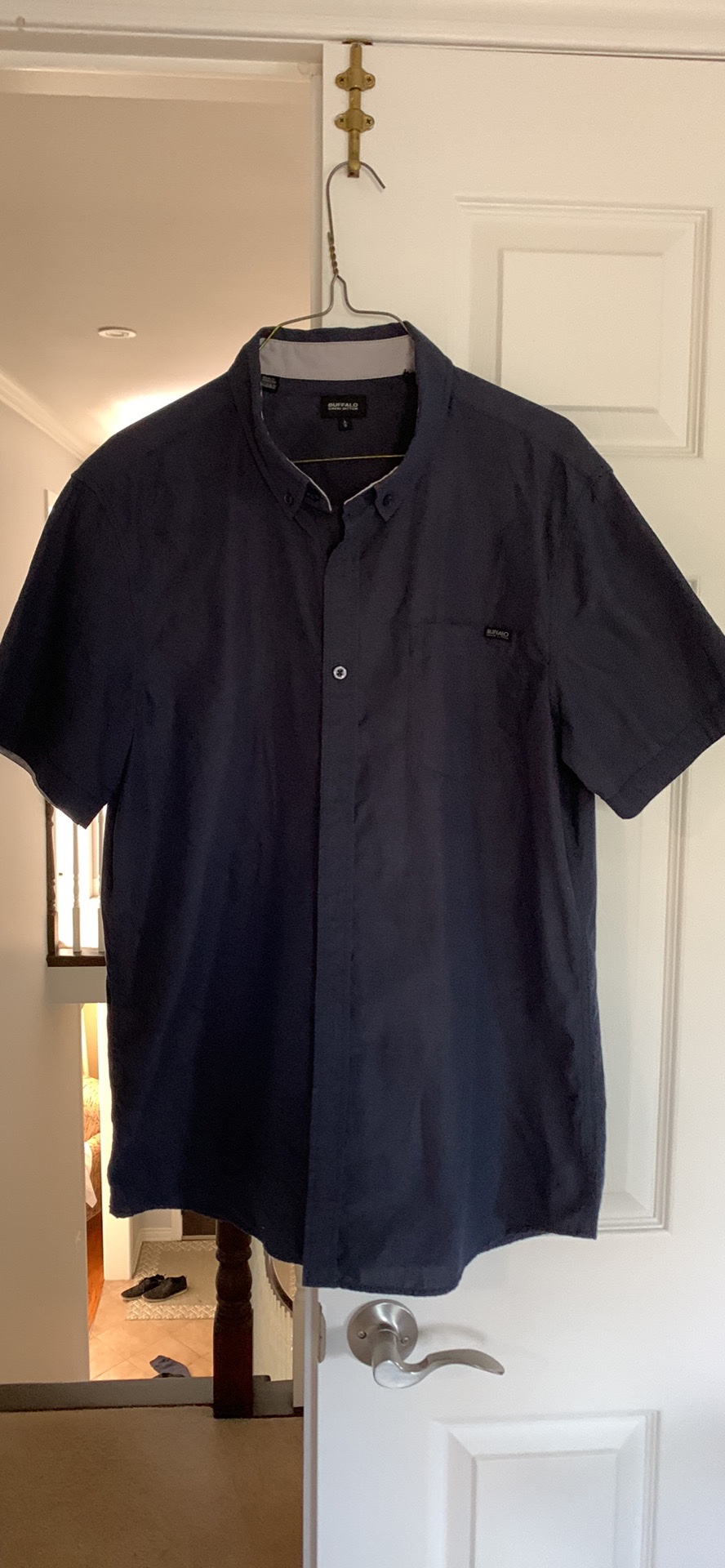 Men’s size Large 3 shirts image indicator(3)