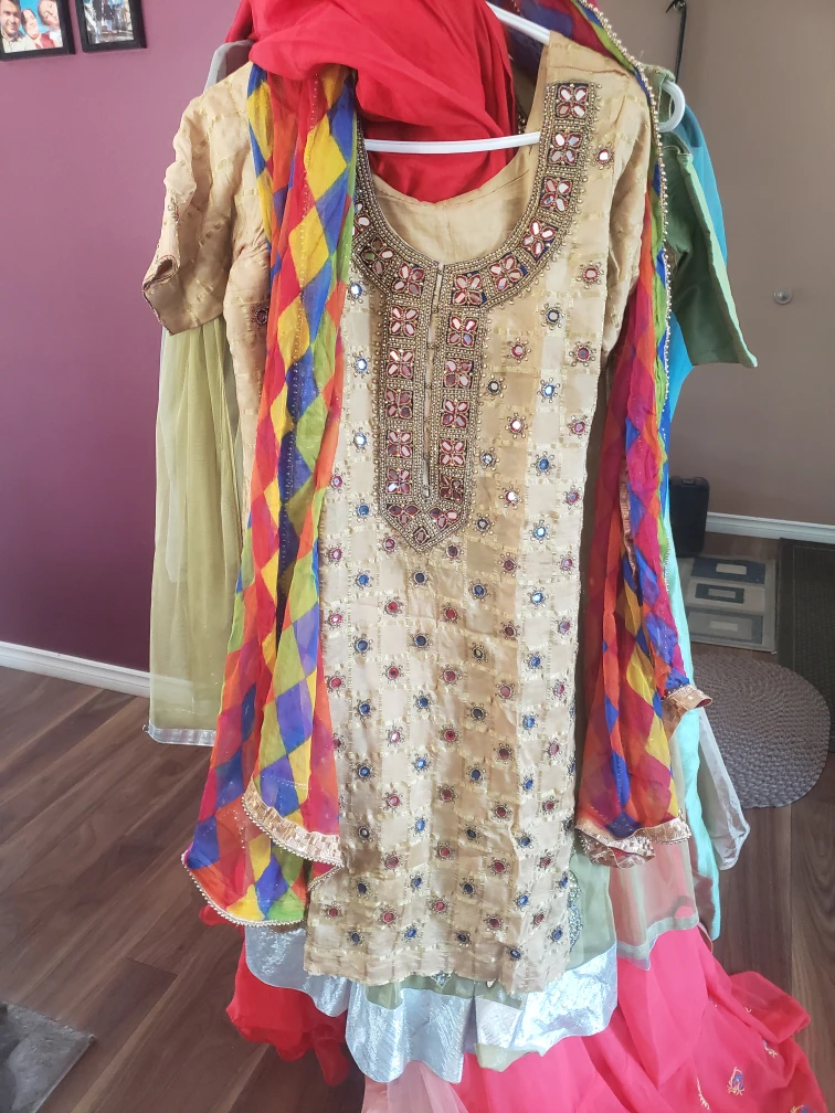 traditional Indian dresses for women