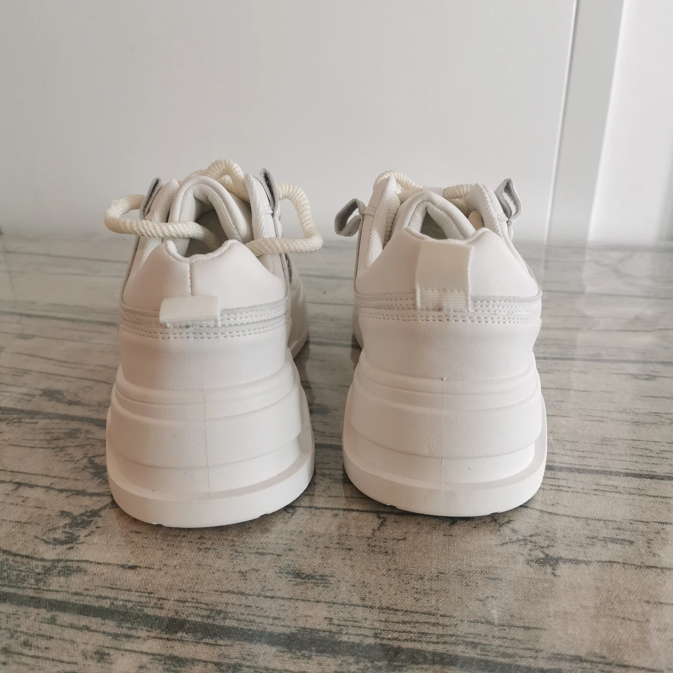 Brand New Leather Sneakers - size 8 image indicator(4)