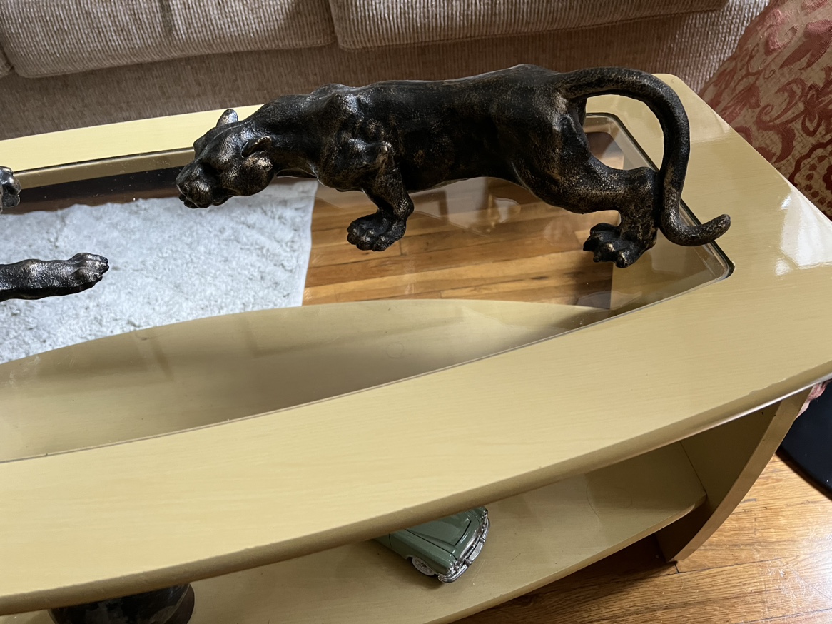 Black bronze iron size ..15 head to tail.11 lbs image indicator(7)