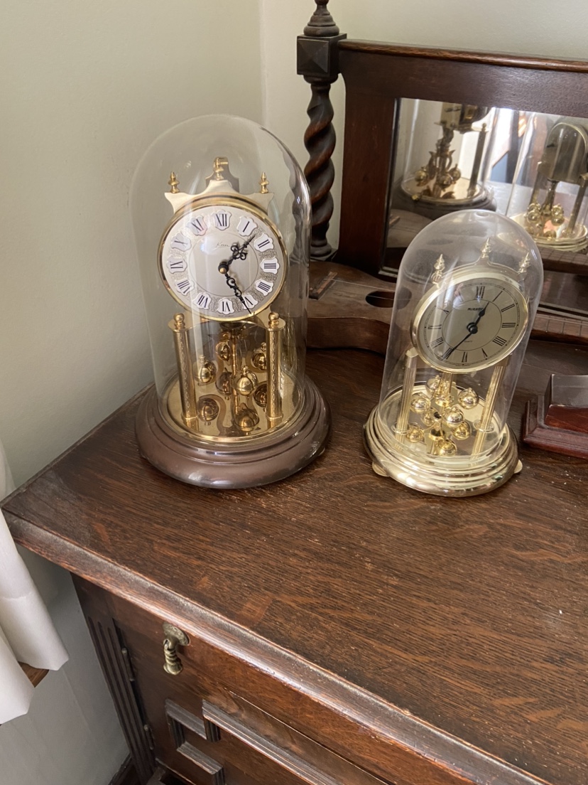 Anniversary clocks