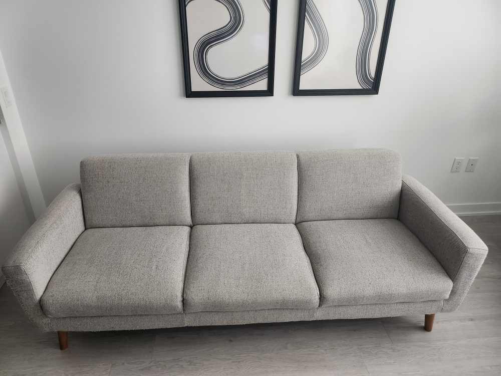 Selling Three-Seater Sofa - photo 2