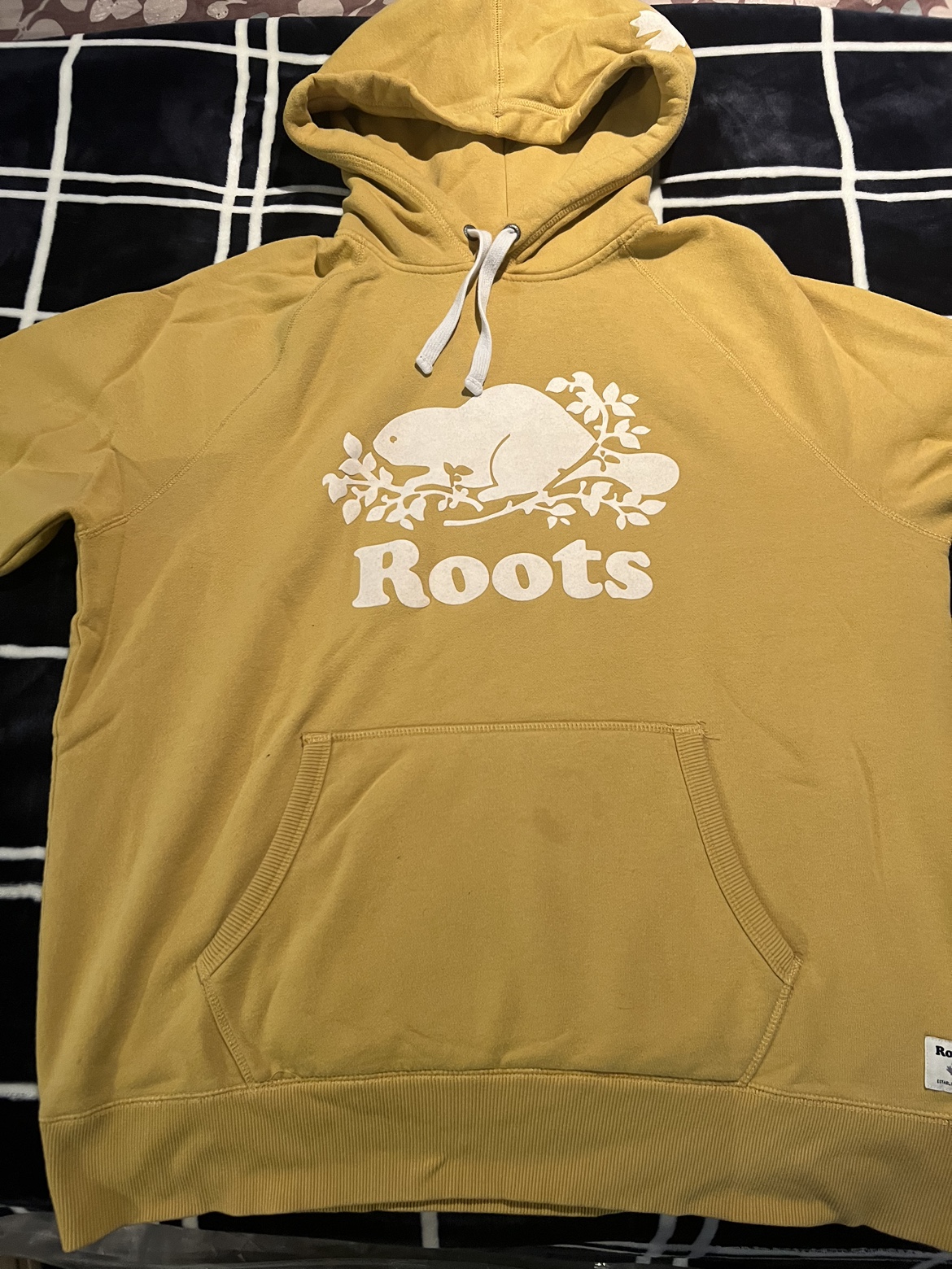 Roots Yellow Hoodie - Size XL