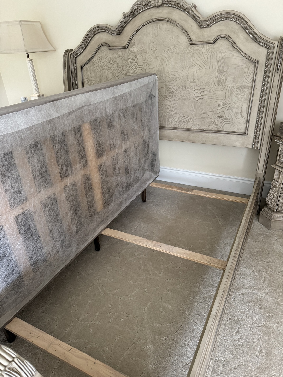 King Size Bedroom Set - photo 4