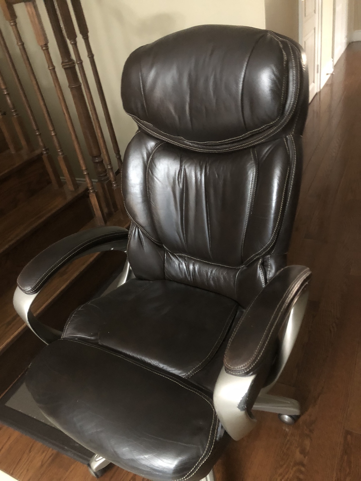 Office chair - photo 2