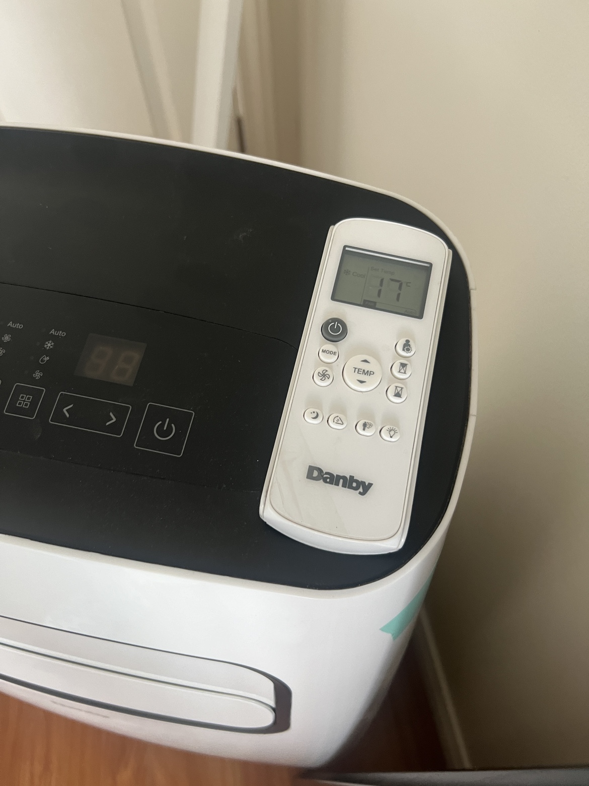 Portable air conditioner - photo 3