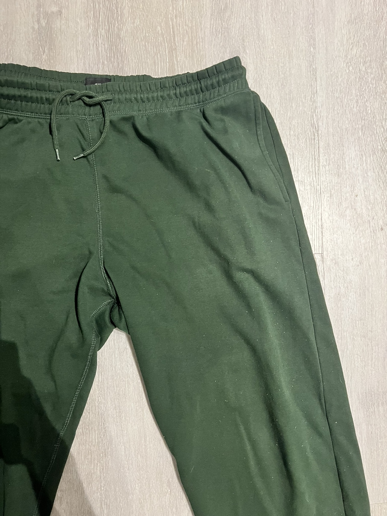 H&M green jogger - size XL image indicator(2)