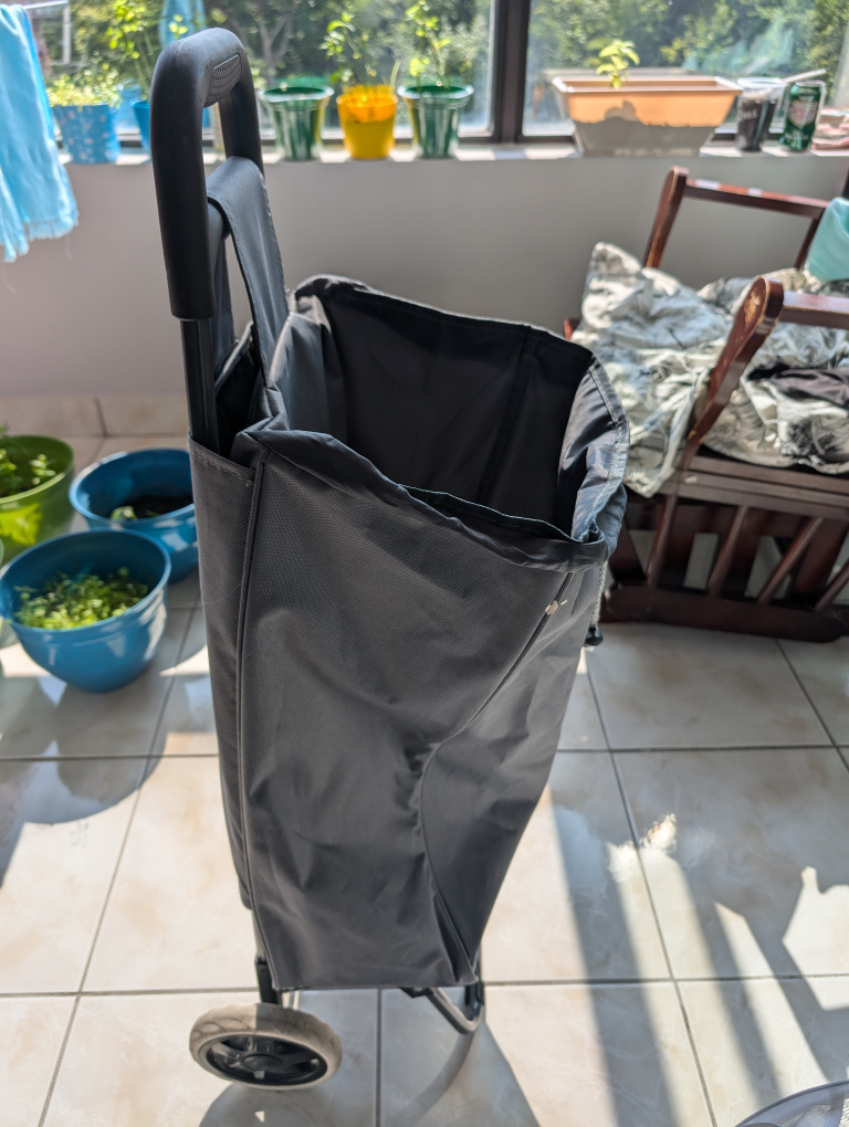 Shopping Cart - Like new - Very less used - Price negotiable l - photo 2
