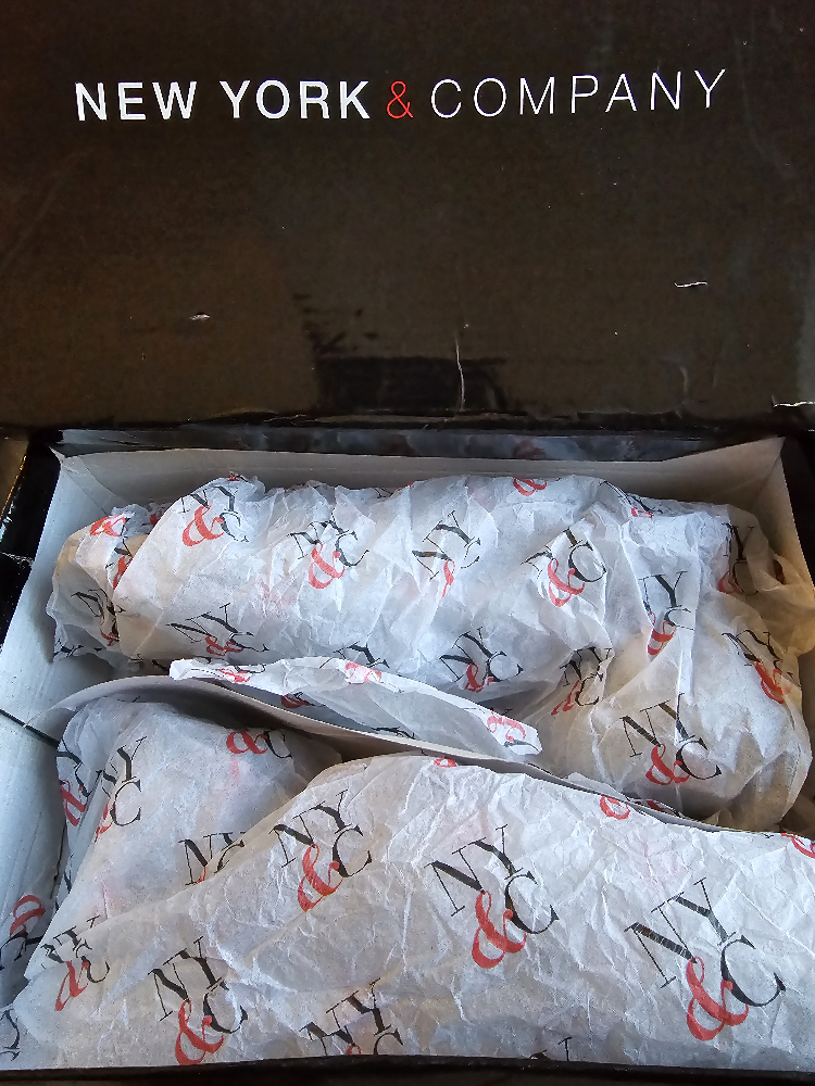 New York & Co. Womens Ankle Strap Open Toe Pumps image indicator(4)