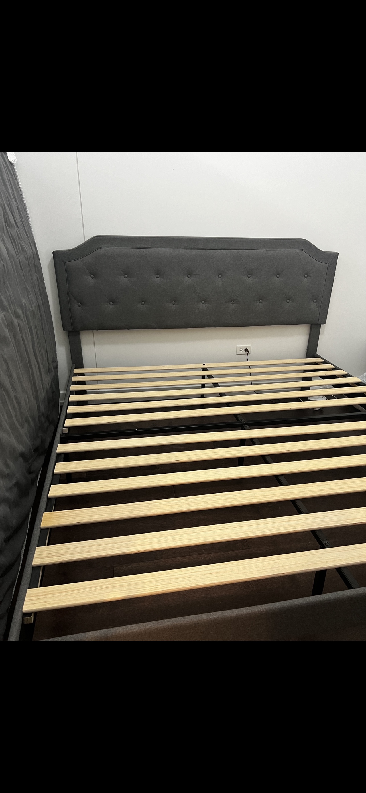 King-size bed frame - photo 2