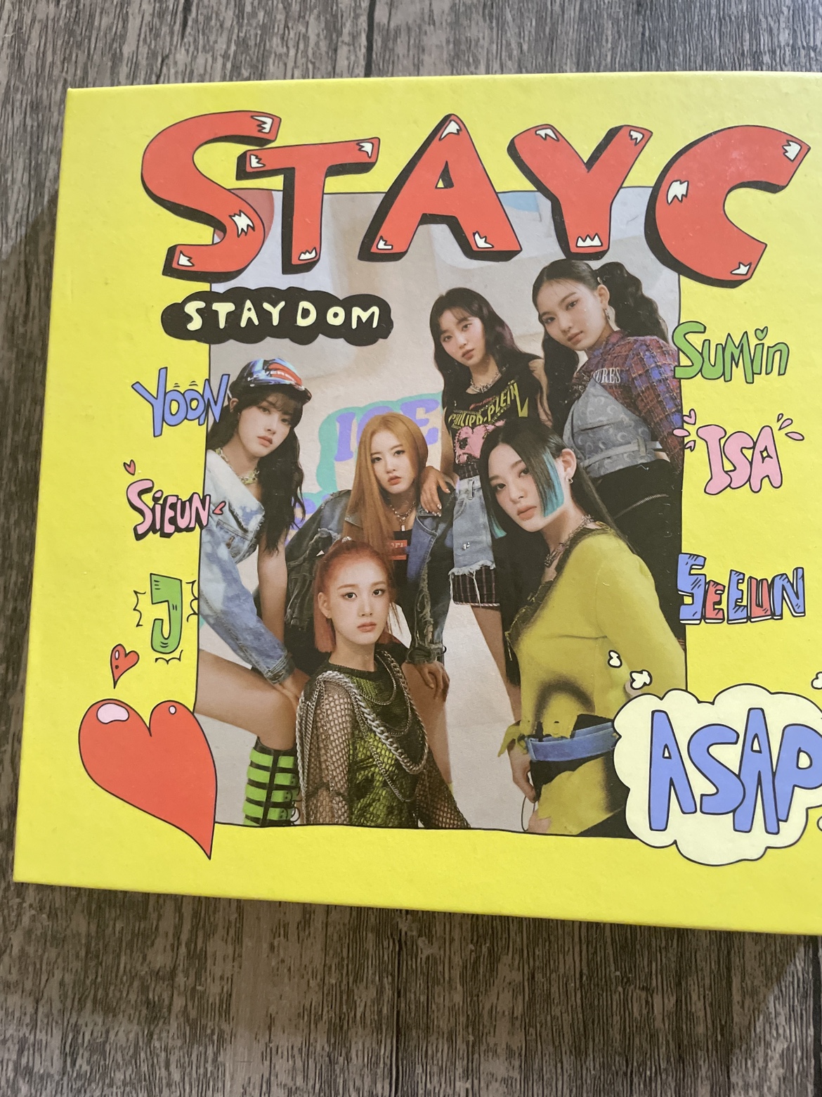 Stayc staydom asap album thumbnail