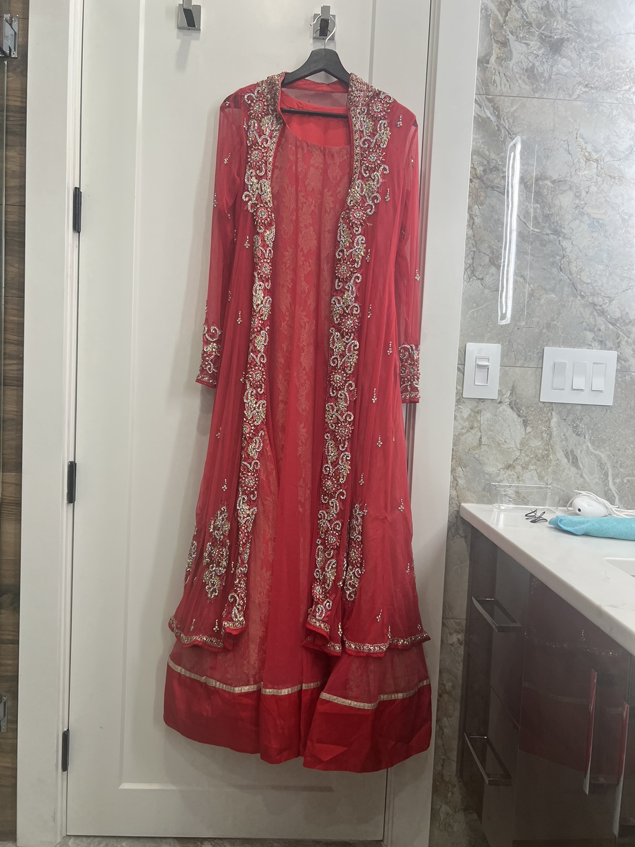 Red Embroidered Pakistani Suit - photo 2