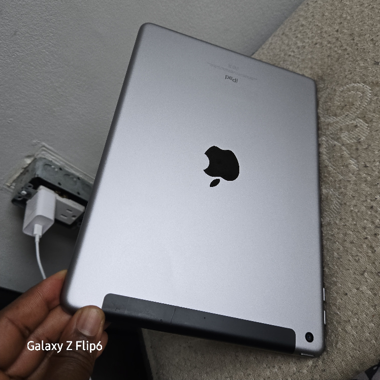 iPad tablet