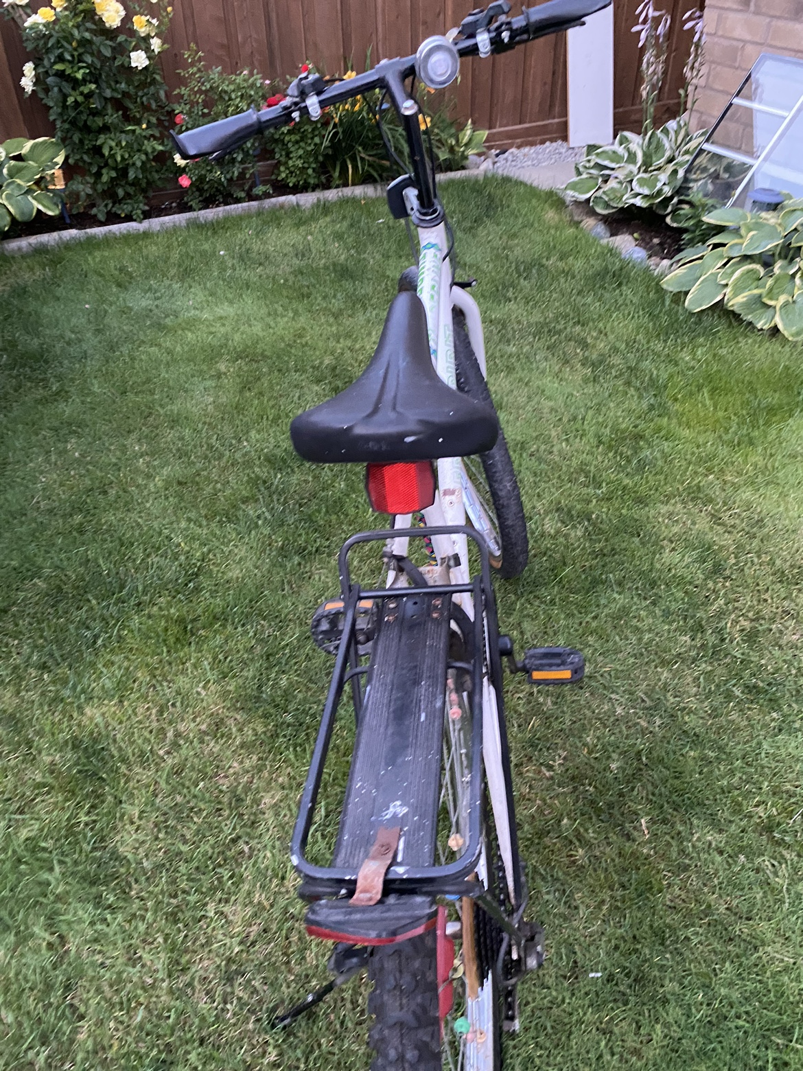 Vintage bicycle - in working condition image indicator(8)