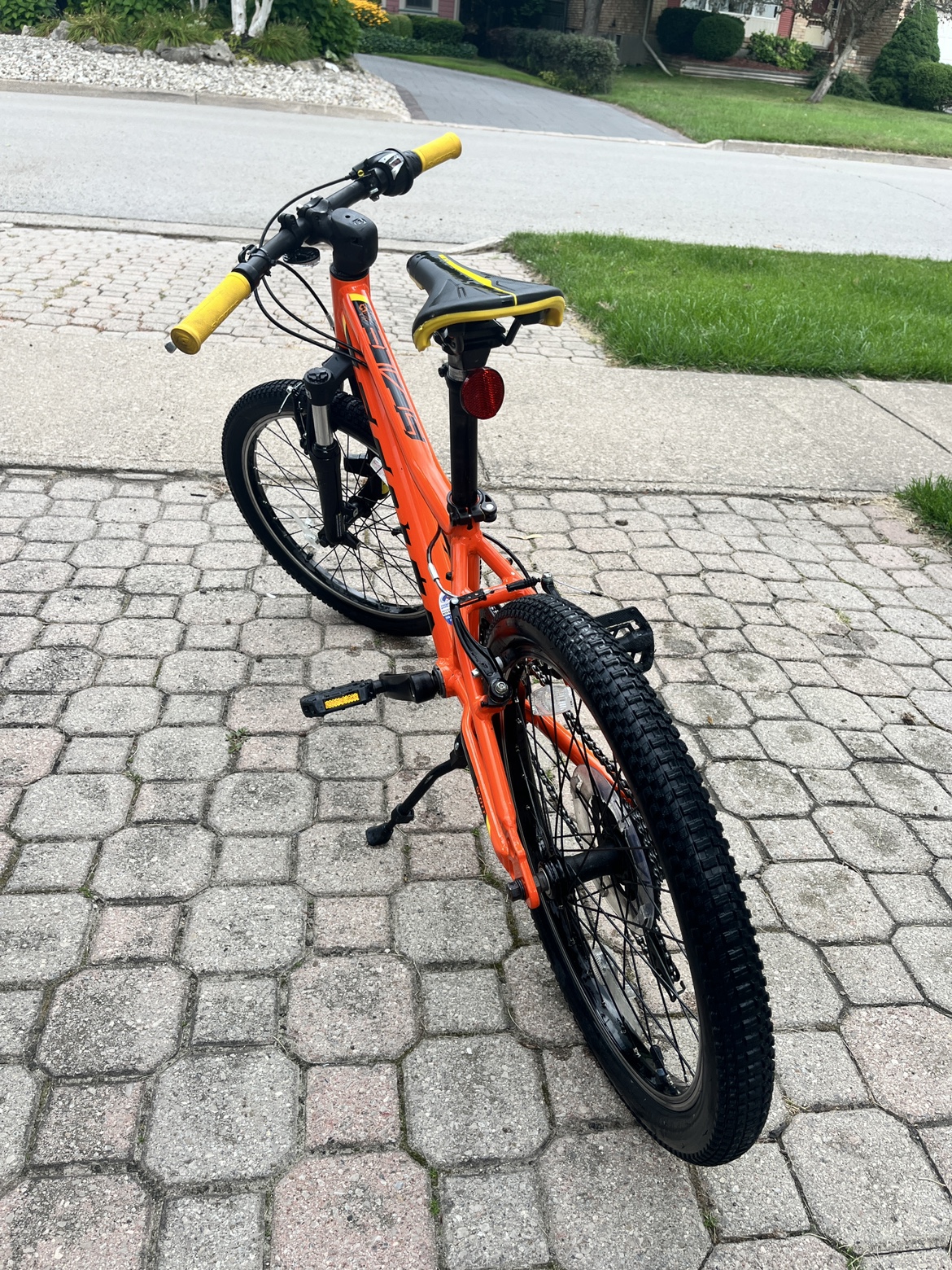 Scott Mountain Bike (Boys) - photo 2