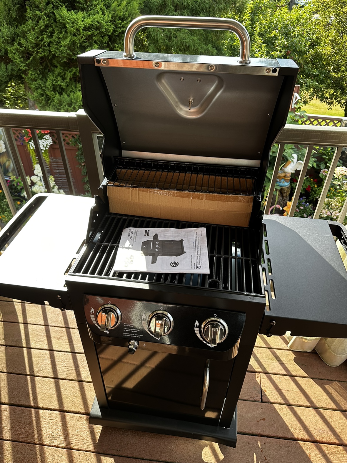 *NEW* Grill Chef Propane BBQ & Cover - photo 3