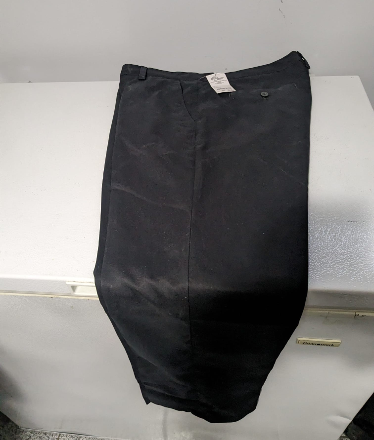 Amazon Essentials Men's Classic-Fit Stretch Golf Pant - Black - photo 3