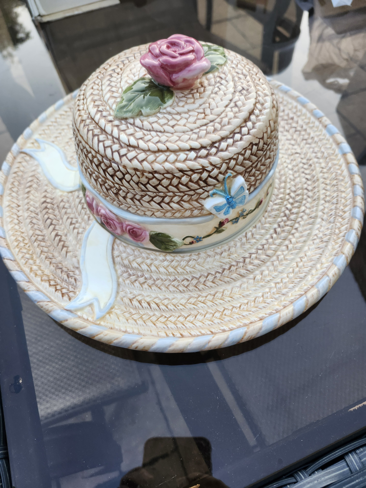 Romantic Elements Straw Hat Butter Dish - photo 3
