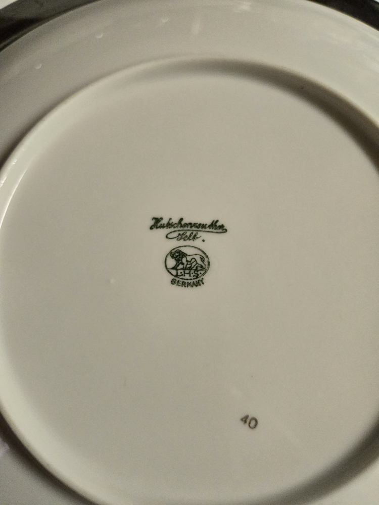 Set of 8 Kuchenschmandel 40 Dessert Plates image indicator(2)